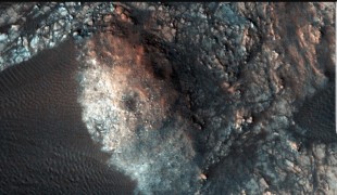 화성 '바챤 둔' 모래언덕 <이미지 출처 : 나사 트윗터 공식계정 https://www.jpl.nasa.gov/spaceimages>